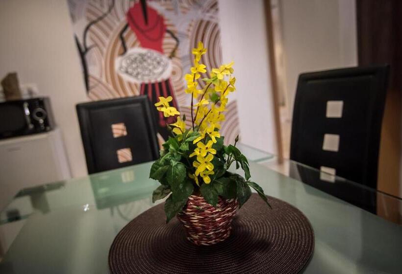 Пансион Mokka Apartman Szeged