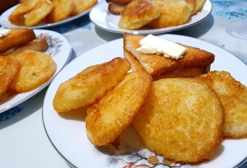 پانسیون Rahat Guesthouse