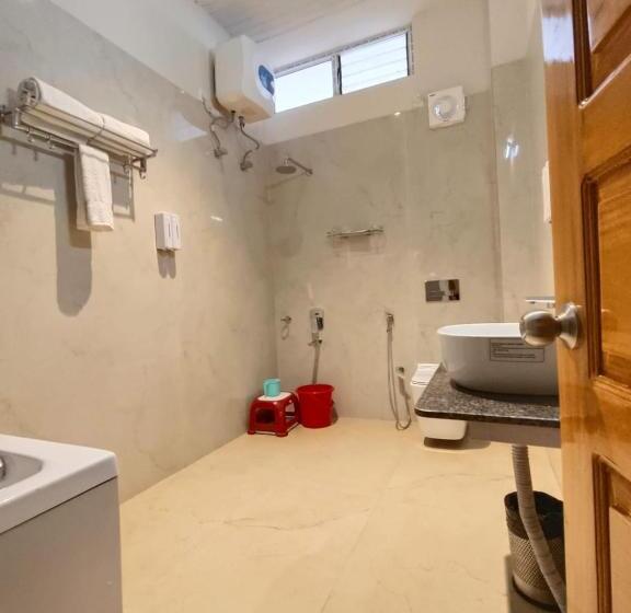 אתר נופש La Nicholas Lake View By Summit Hotels