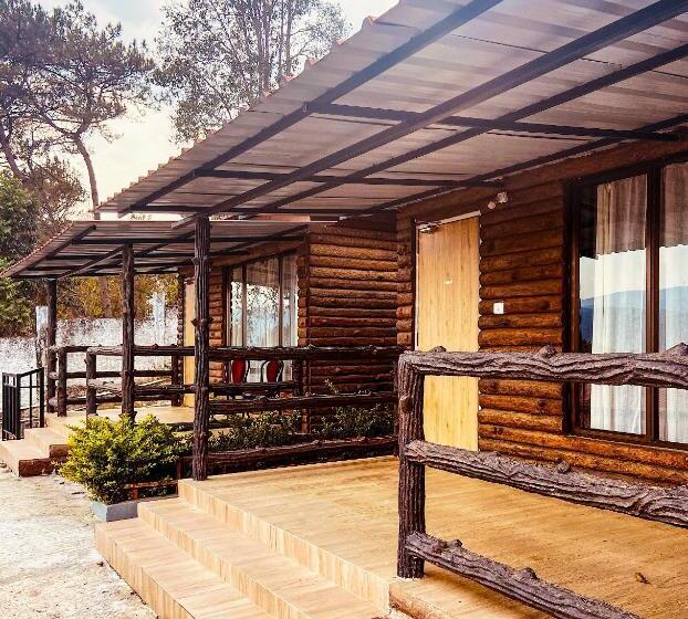 אתר נופש La Nicholas Lake View By Summit Hotels