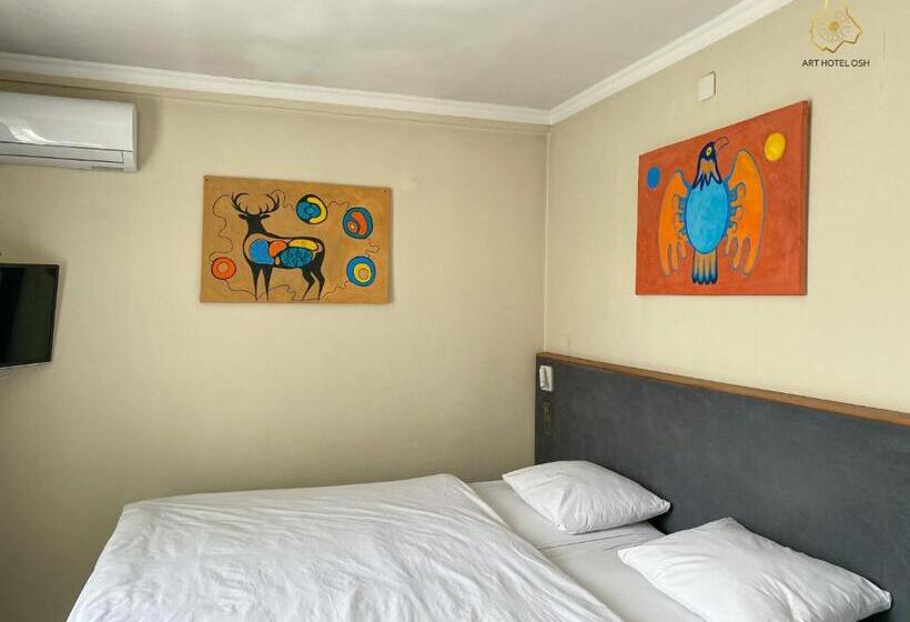 هاستل Art Osh