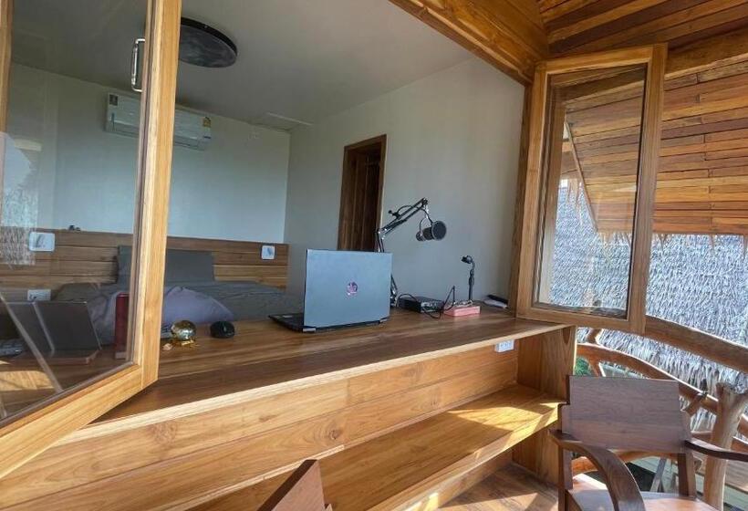 Hostel Tantawan Sea View Residence 山海居