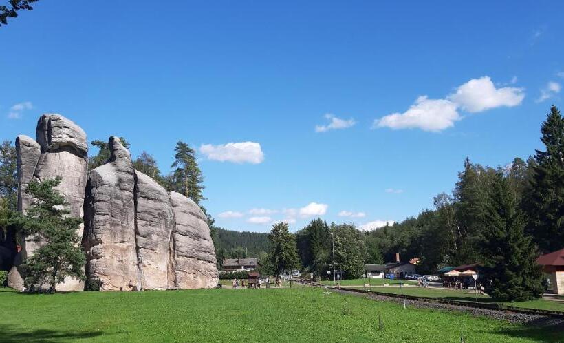 住宿加早餐  Chalupa U Studánky