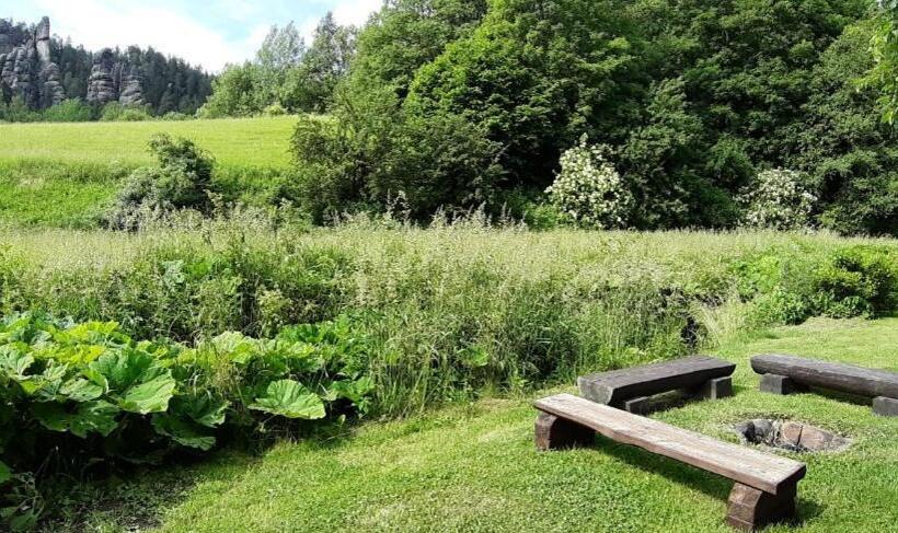 住宿加早餐  Chalupa U Studánky
