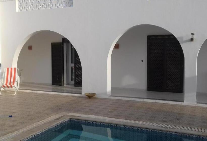 مبيت وإفطار Dar Mamina