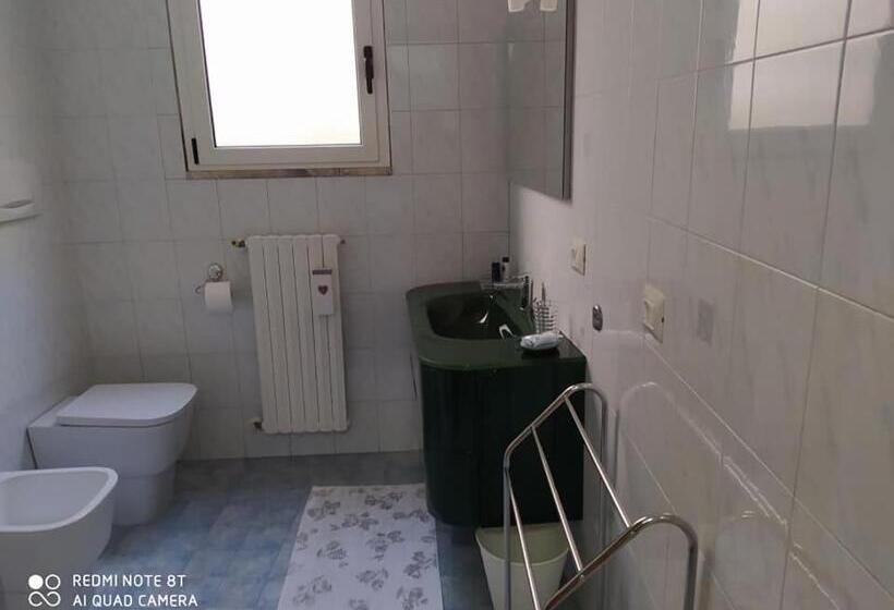 تختخواب و صبحانه Iggh Il Glicine Guest House