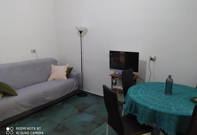 ベッドアンドブレックファースト Iggh Il Glicine Guest House