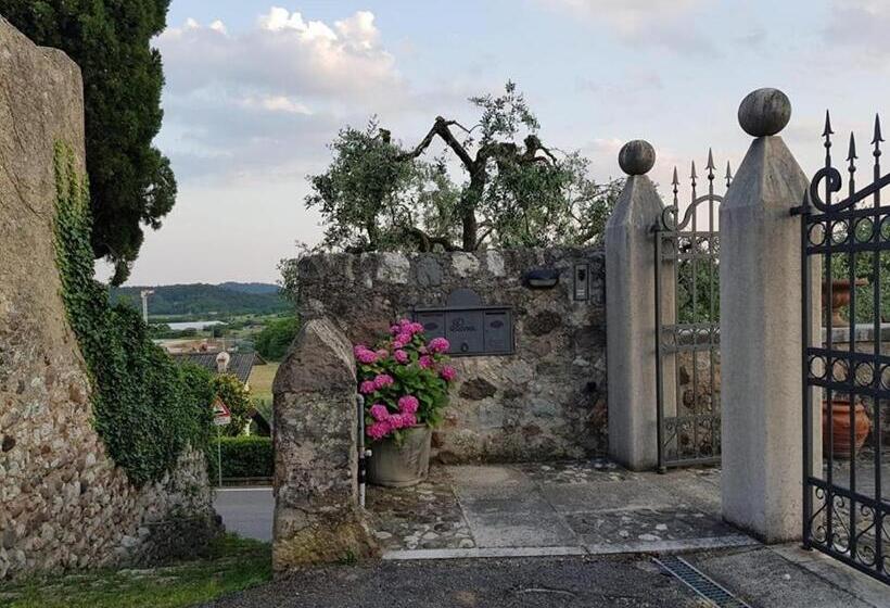 Casale Al Solivo B&b