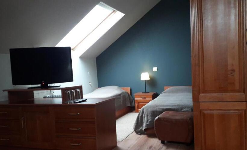 Family Hotel Pchelina