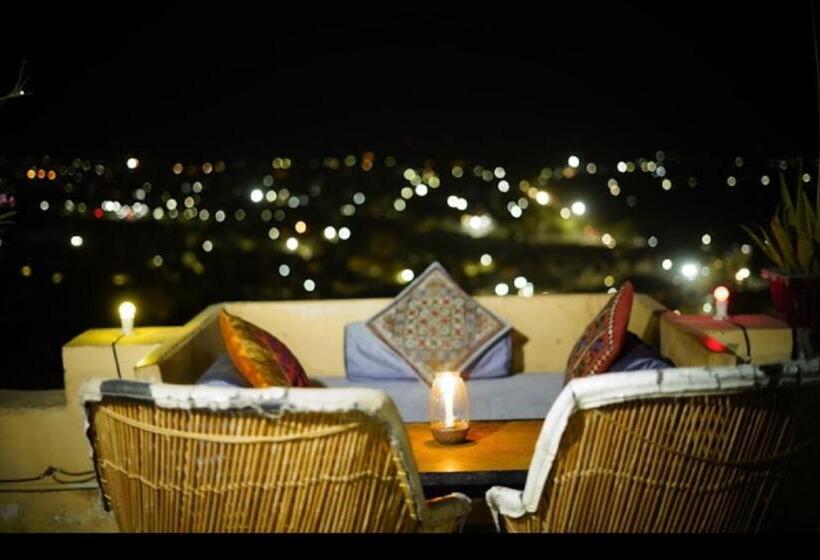 استراحتگاه Wild Heritage Desert Camp