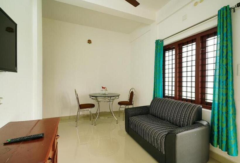 فندق Flagship Vattekad Residency