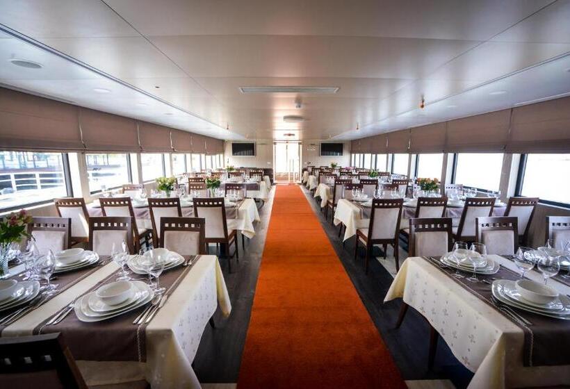 Отель Mon Jardin