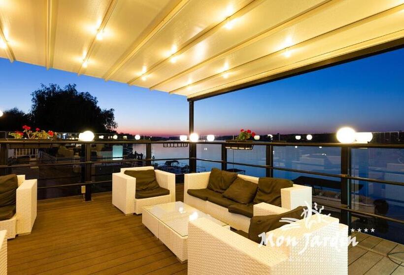 Отель Mon Jardin