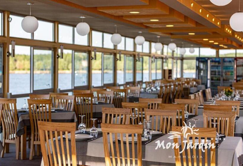 Отель Mon Jardin