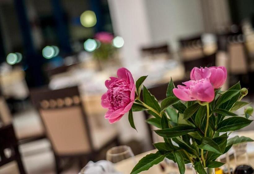 Отель Mon Jardin