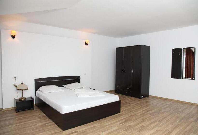 בית מלון כפרי Rodiv