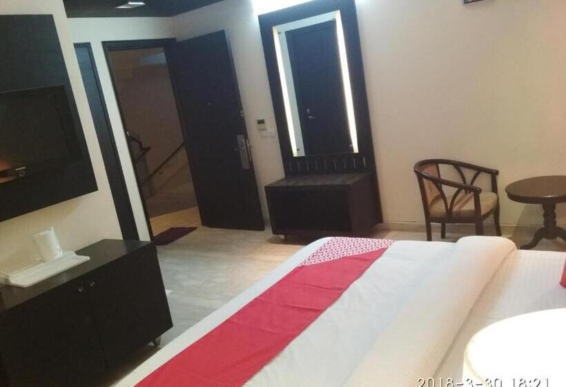 בית מלון כפרי White Castle Manesar