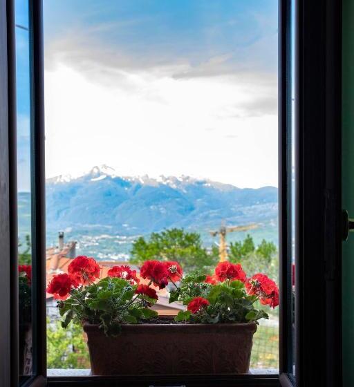 ペンション B&b La Neviera