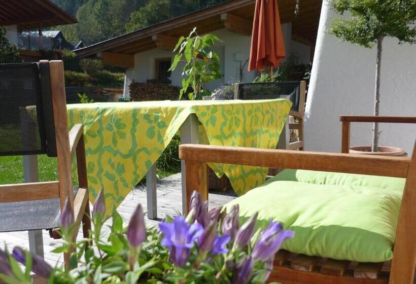 بنسيون Landhaus Almdorf