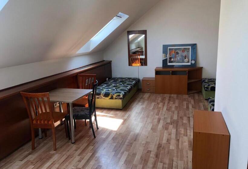 ペンション Penzión Dukát