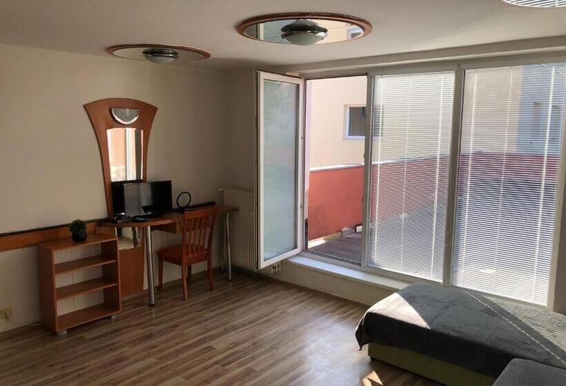 ペンション Penzión Dukát