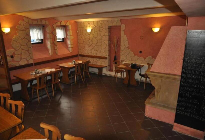 פנסיון Penzion U Krejzů