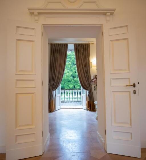 بنسيون Villa Nena