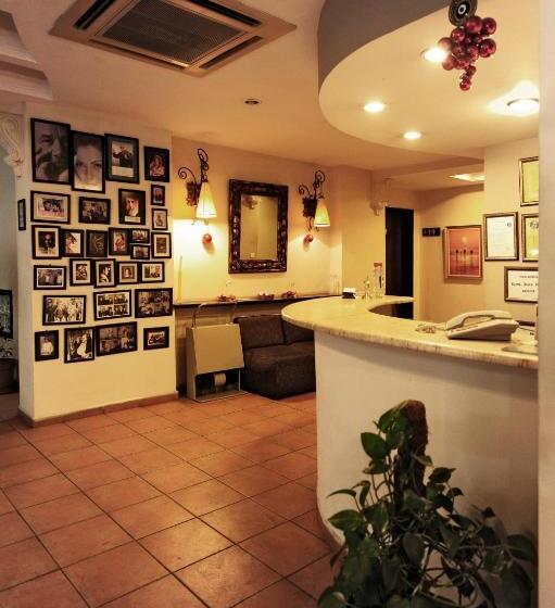 üstün Hotel Alsancak