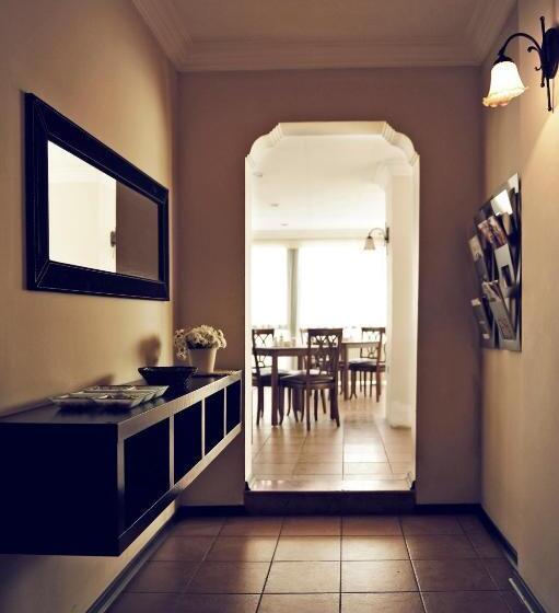 üstün Hotel Alsancak