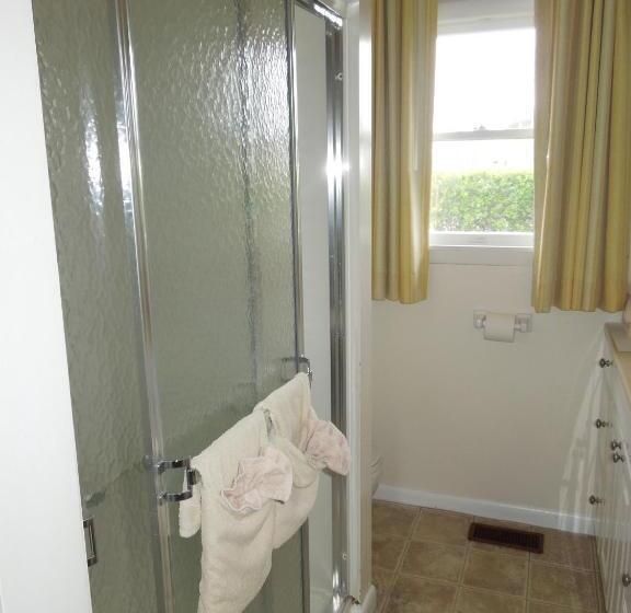 Townhouses & Captain S Quarters