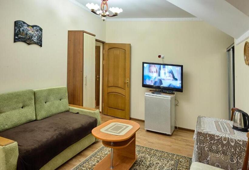 Bed and Breakfast апартаменты / Mieszkania / Apartments Svitlana