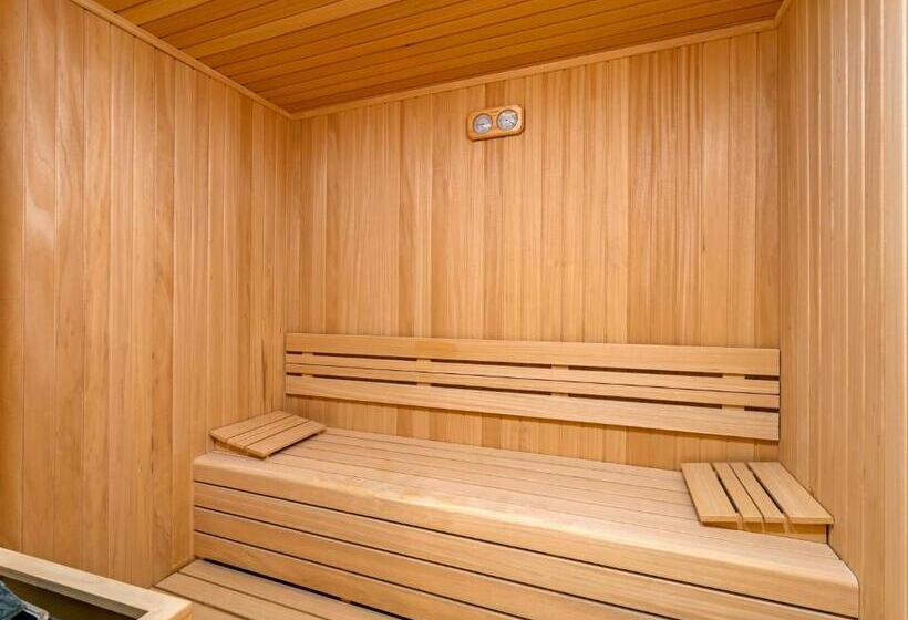 Grannos Thermal Hotel & Convention Center