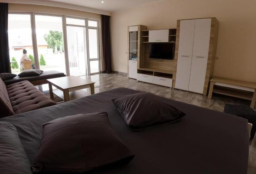 호텔 база відпочинку сонячна