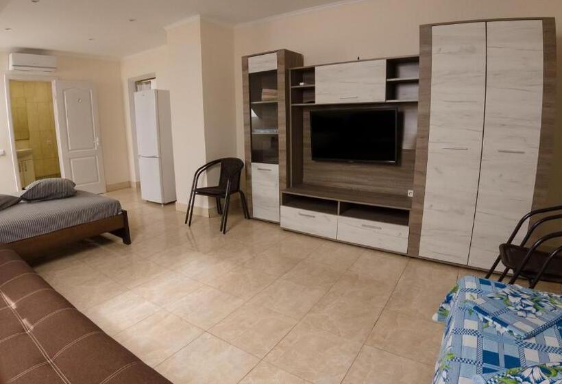 호텔 база відпочинку сонячна