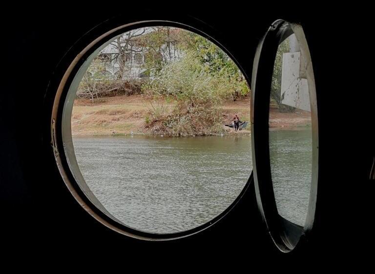 هتل Cruiser Restoran