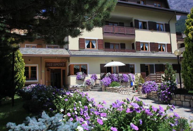 ホテル Sci Sport Rooms & Suites