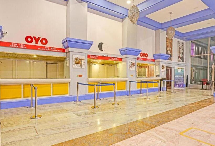 Townhouse Royal Palms Hotel   Daisy