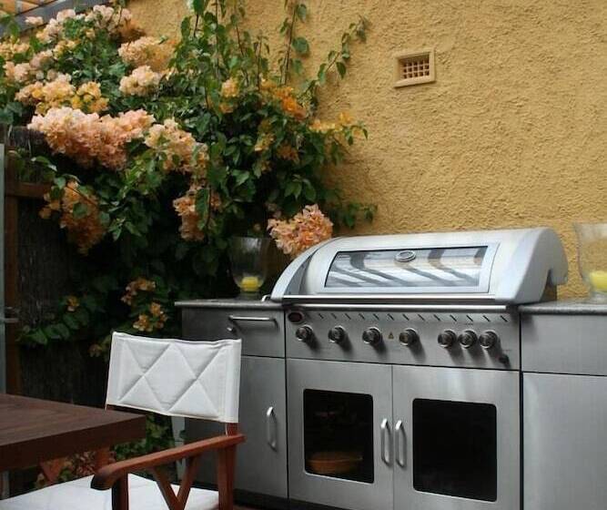 Plantation House At Whitecliffs Bed And Breakfast