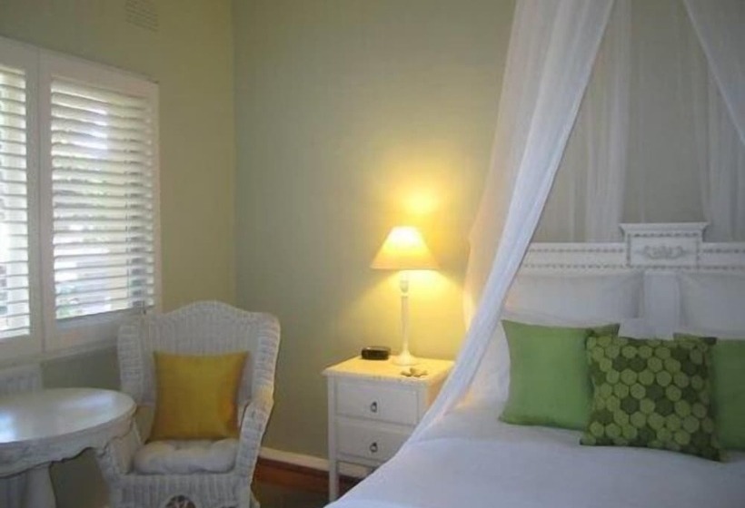 Plantation House At Whitecliffs Bed And Breakfast