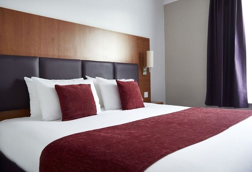 Cross Keys Hotel By Greene King Inns