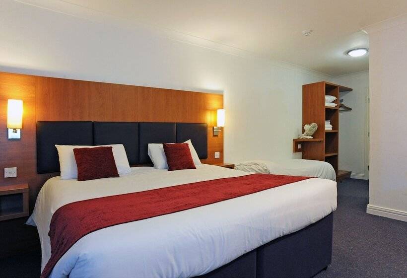 Cross Keys Hotel By Greene King Inns