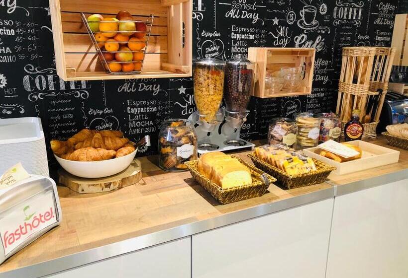 Отель Fasthôtel Clermont Ferrand Gerzat