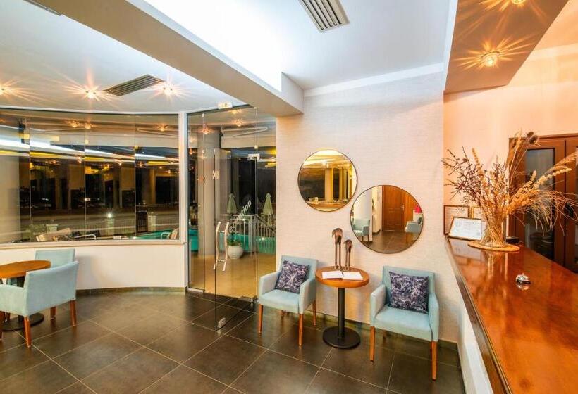 فندق 3aktes Suites & Studios