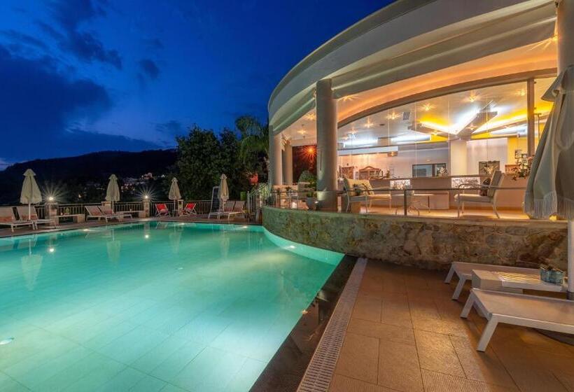 فندق 3aktes Suites & Studios