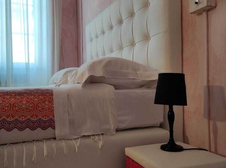 בית מלון כפרי Glicine