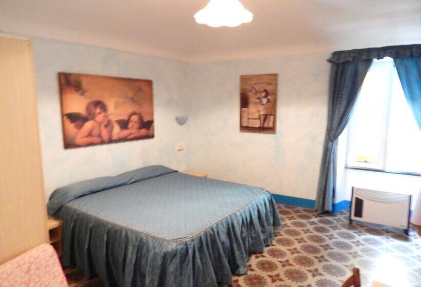 בית מלון כפרי Glicine