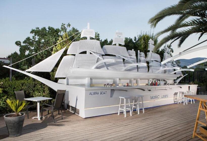 בית מלון כפרי Almira Mare