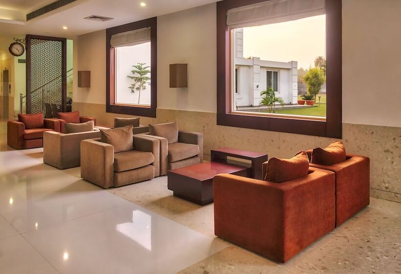 ホテル Ananya Regency