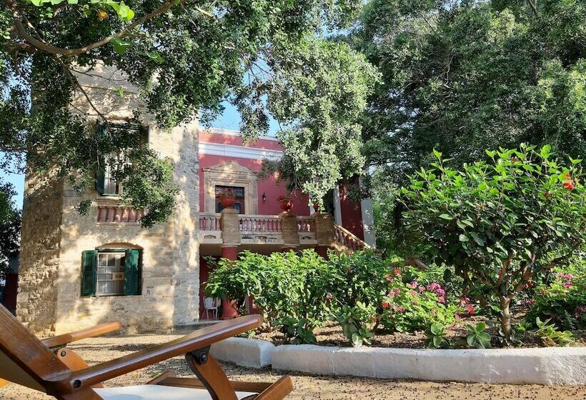 هتل Archontiko Angelou