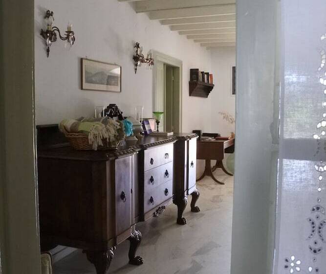 هتل Archontiko Angelou